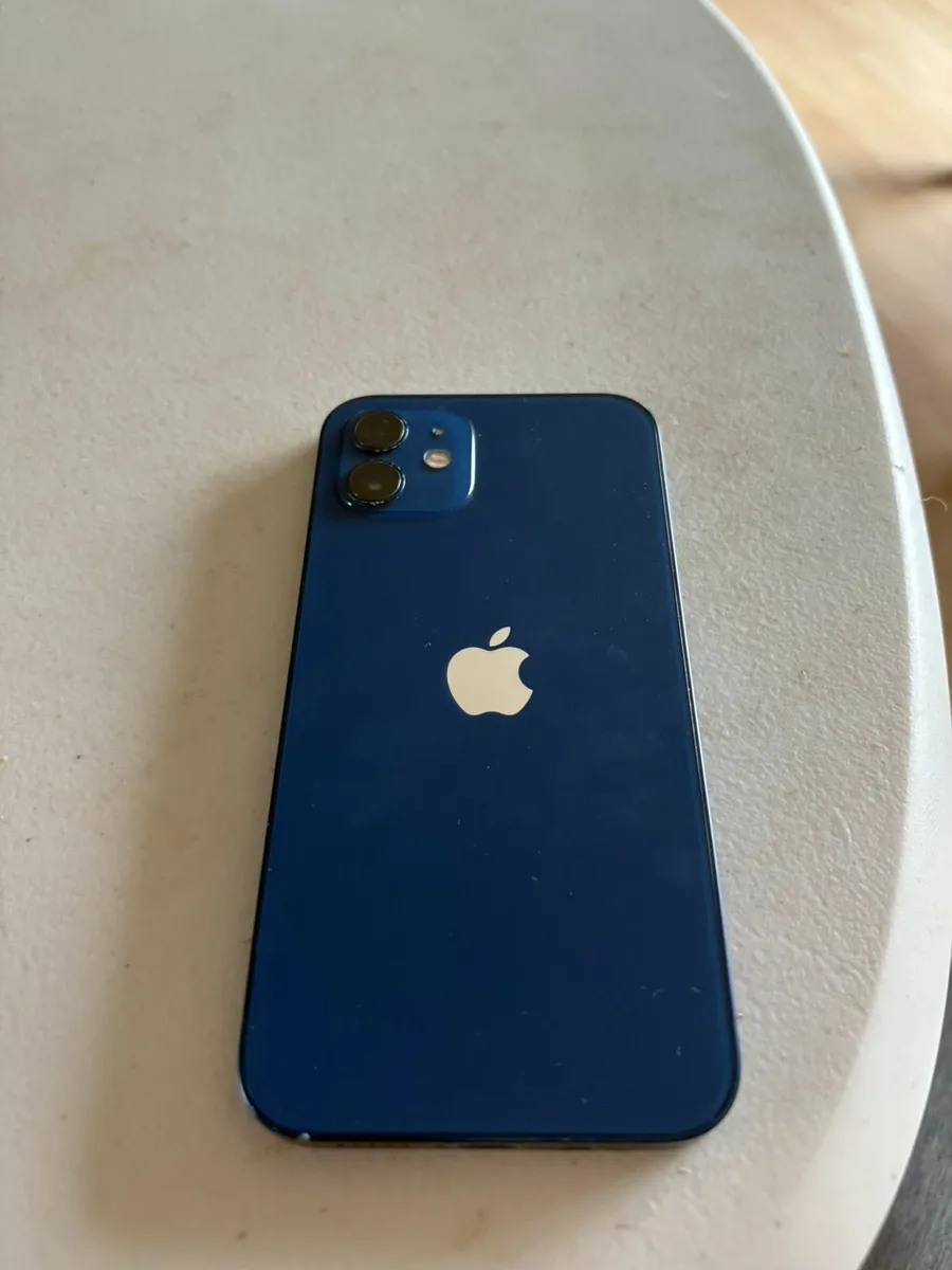 iphone 12 - Image 4