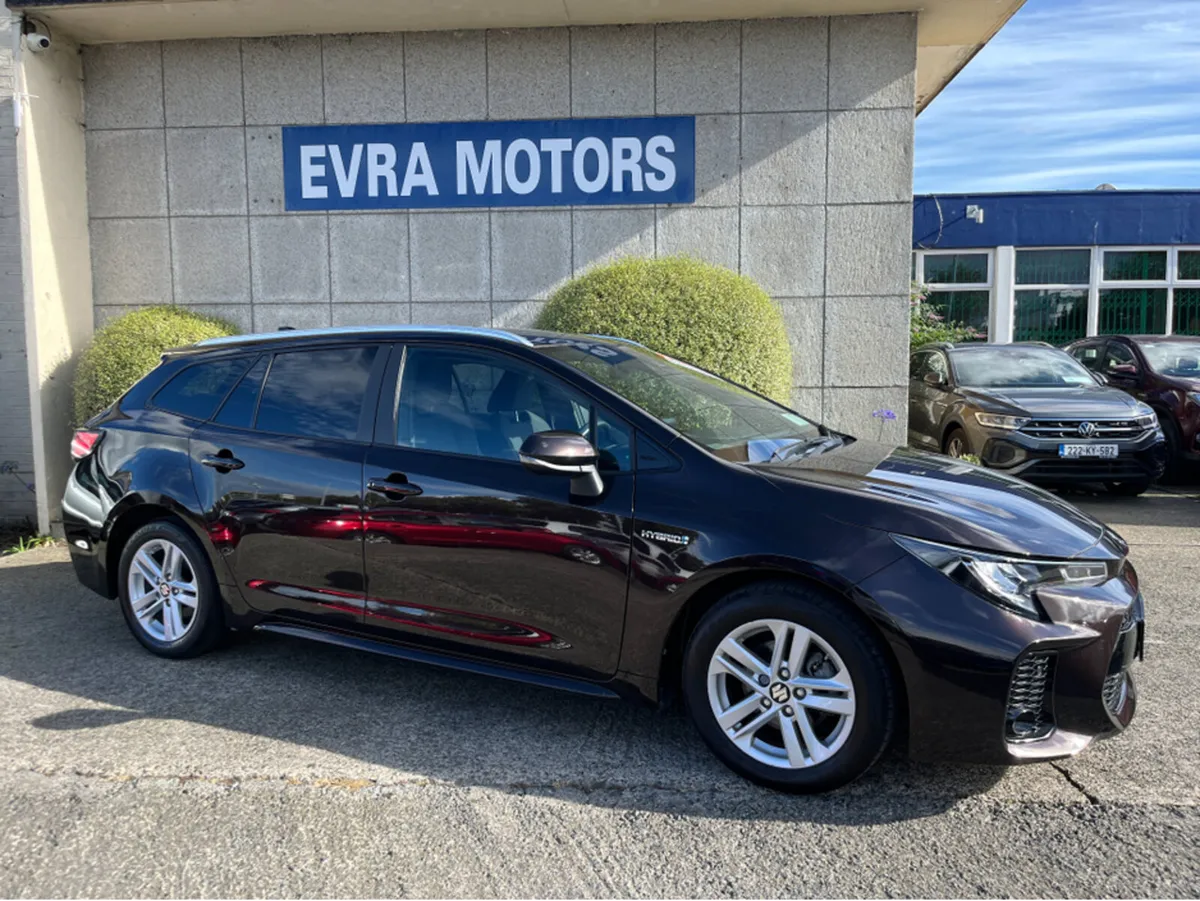 Suzuki Swace 1.8 HYBRID PETROL SZ-T AUTOMATIC //AU - Image 3
