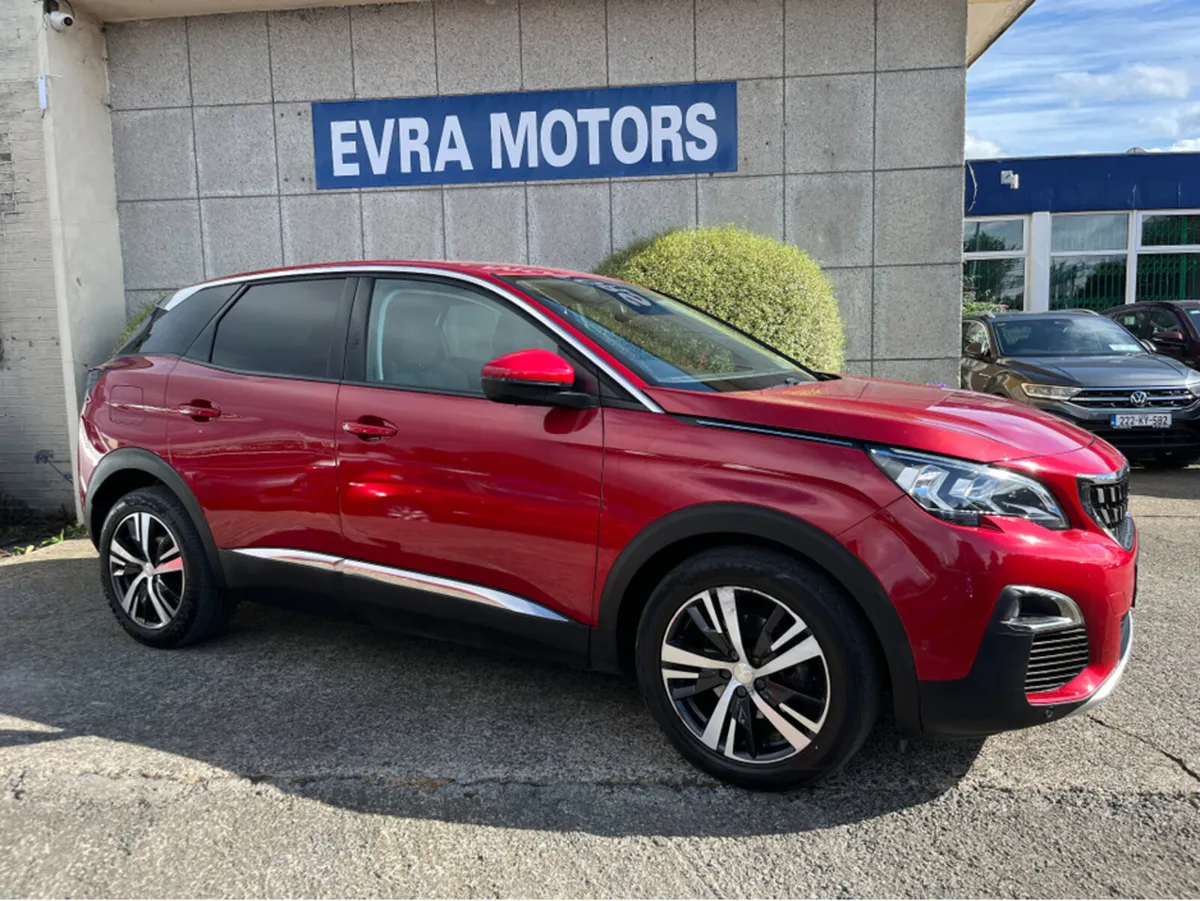 Peugeot 3008 ALLURE 130BHP 1.2 PETROL //HIGH SPEC/ - Image 2