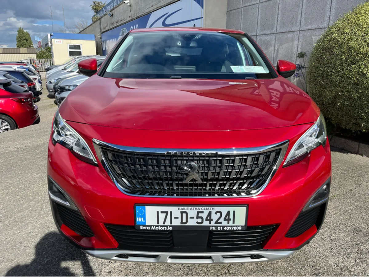 Peugeot 3008 ALLURE 130BHP 1.2 PETROL //HIGH SPEC/ - Image 3