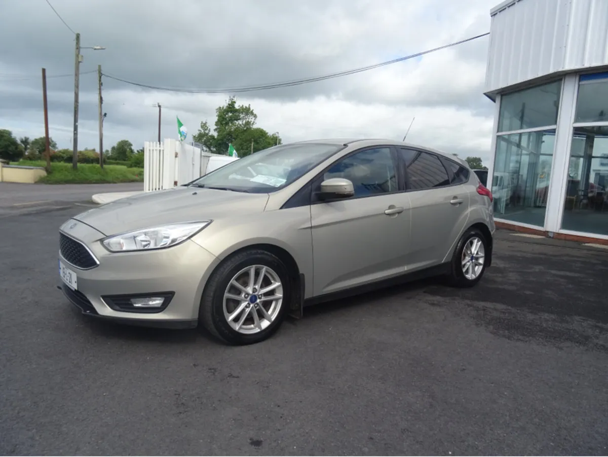 Ford Focus STYLE 1.6 TDCI 95PS - Image 3