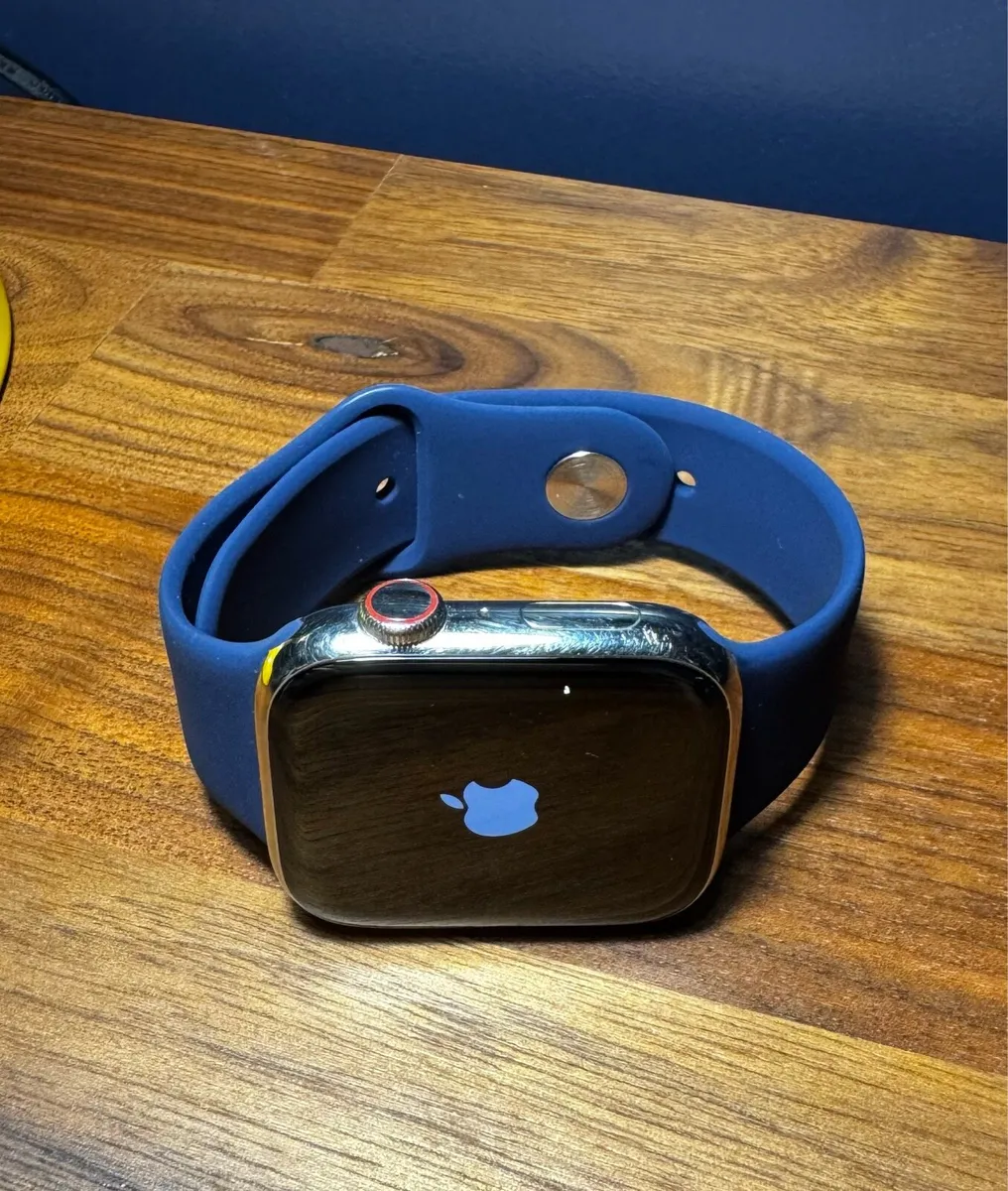 Apple Watch Series 7 - Image 2