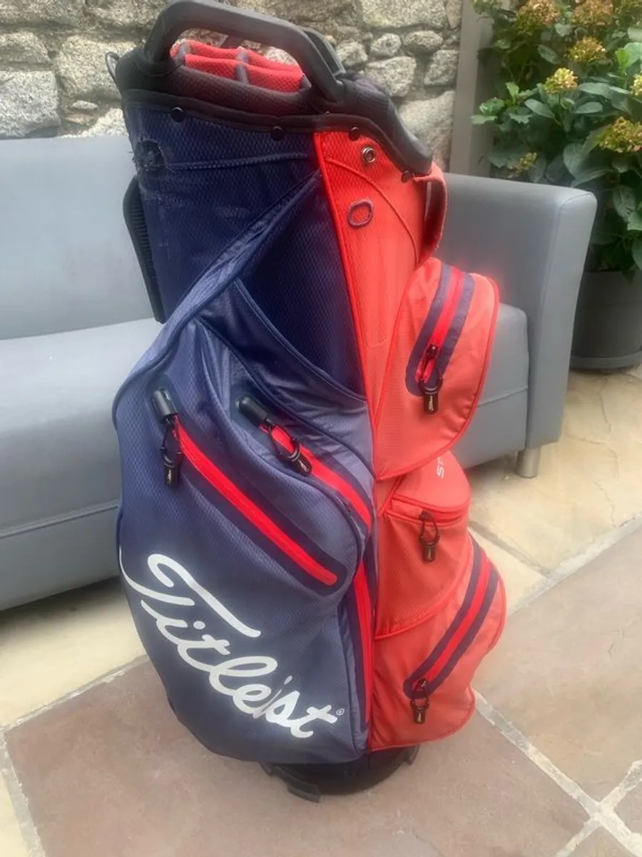 Titleist Staydry Cart Bag - Image 1