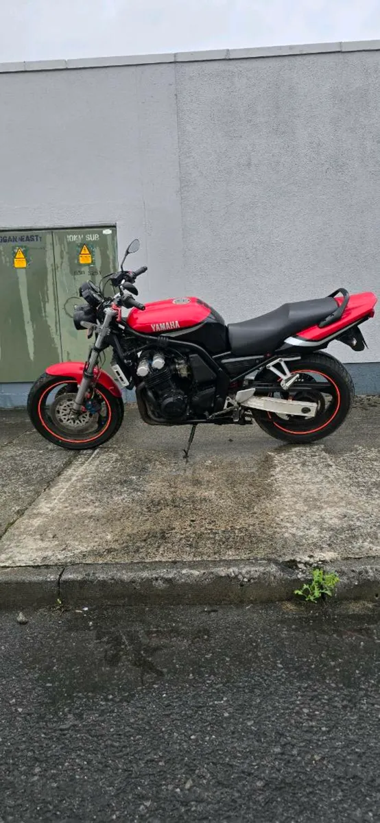 Yamaha Fazer fz6 600 (good offer take it ) - Image 2
