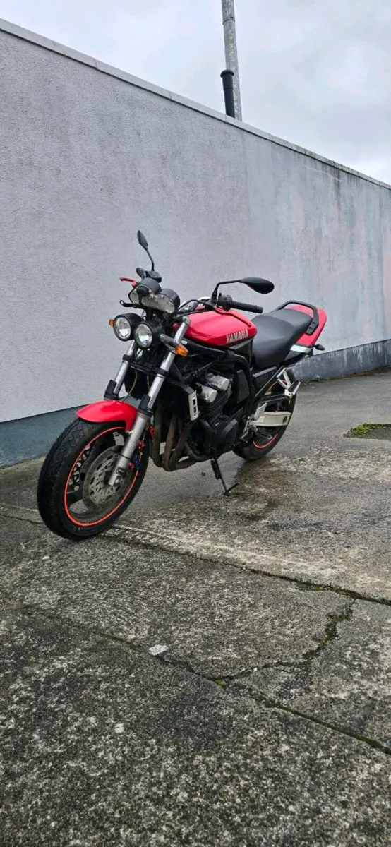 Yamaha Fazer fz6 600 (good offer take it ) - Image 3