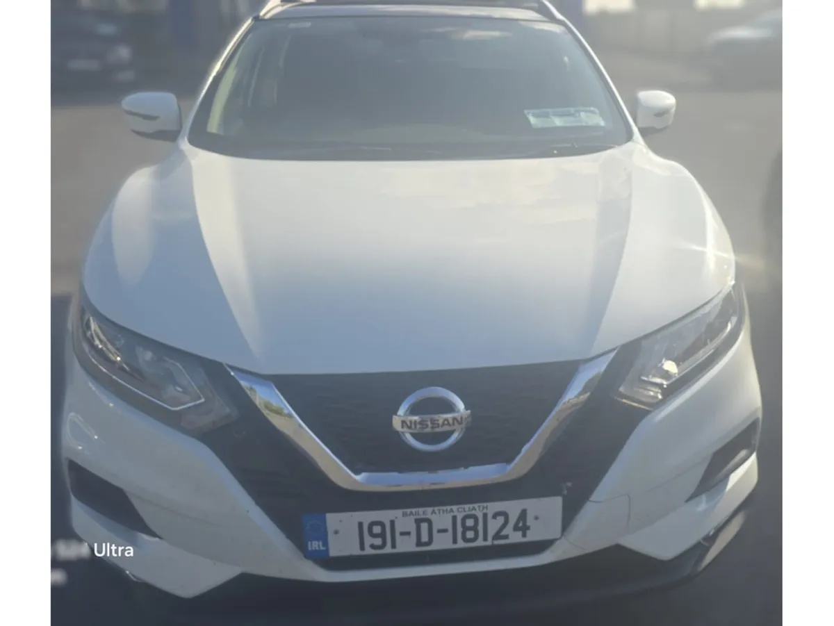 Nissan Qashqai 1.5 SV 18 4DR - Image 1
