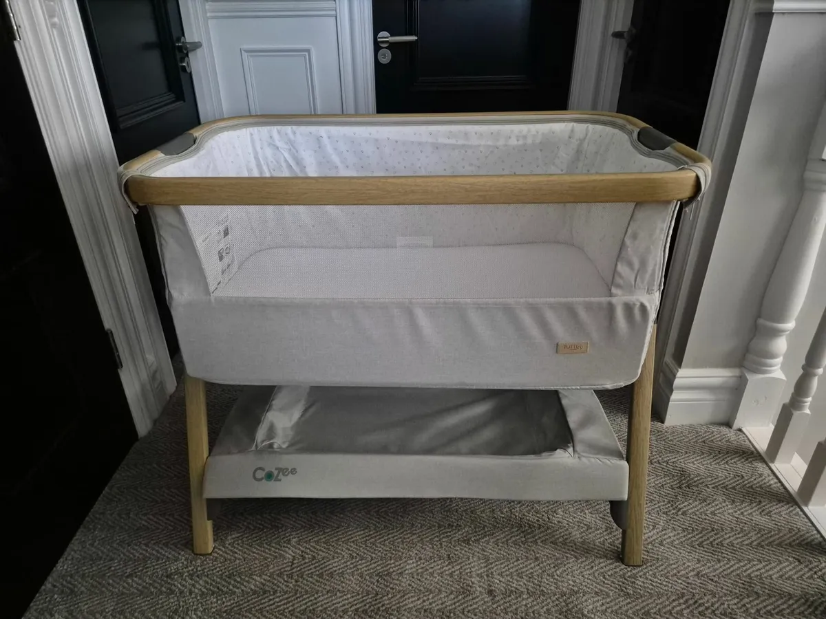 CoZee Bedside Co-sleeper - Image 1
