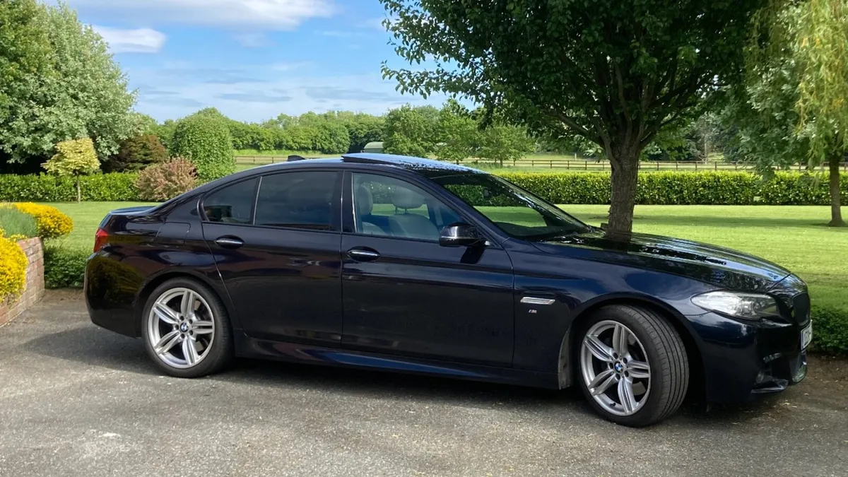 BMW 5-Series 2013 - Image 2