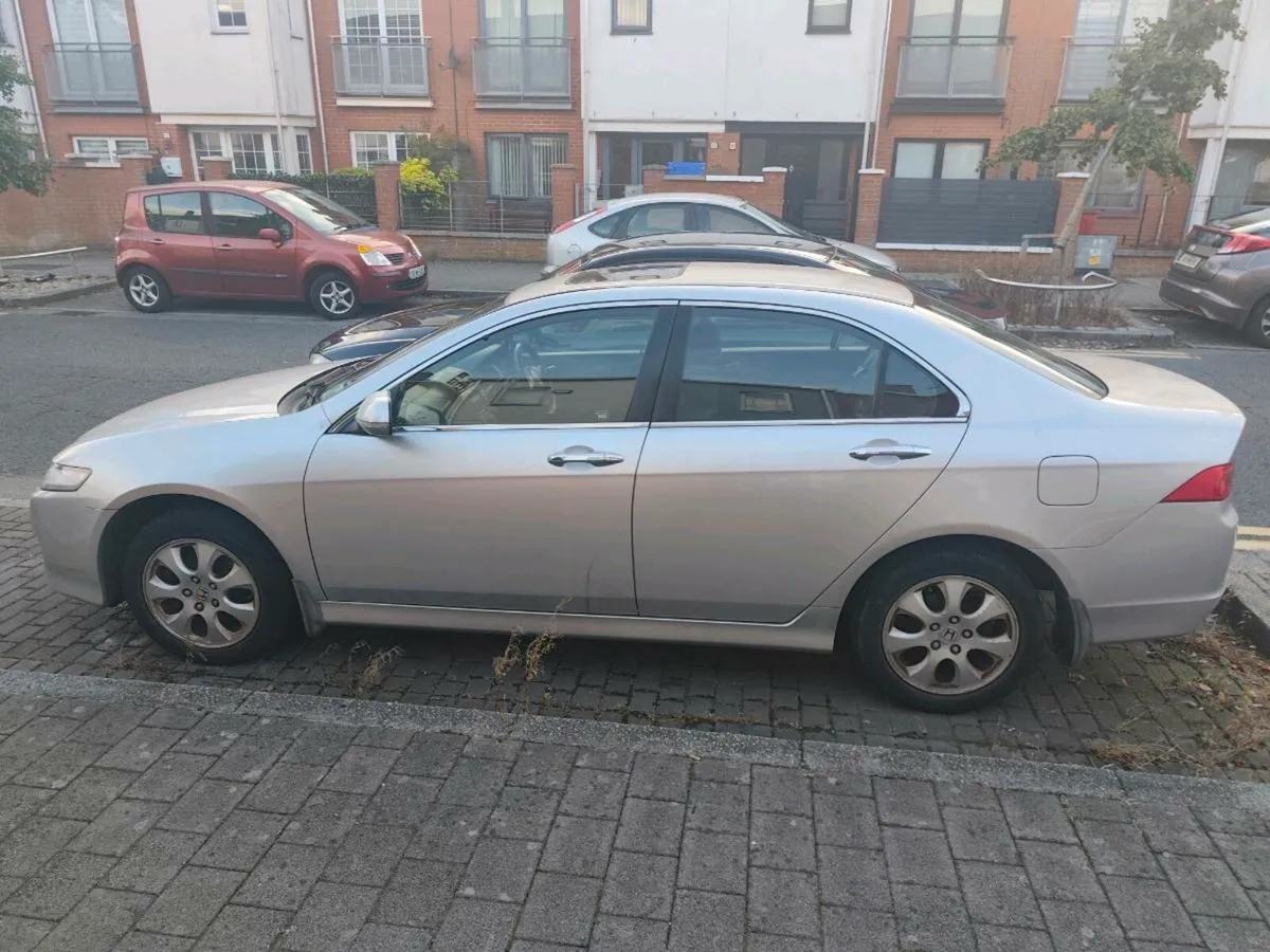 Honda accord - Image 4
