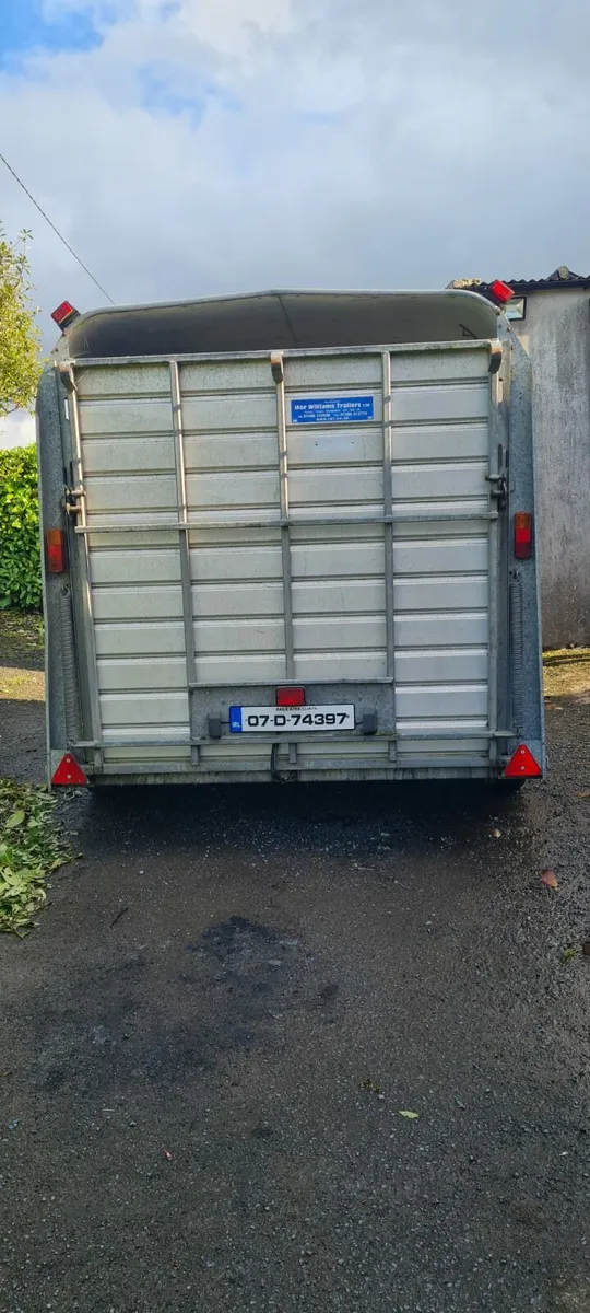 Cattle trailer - Image 1
