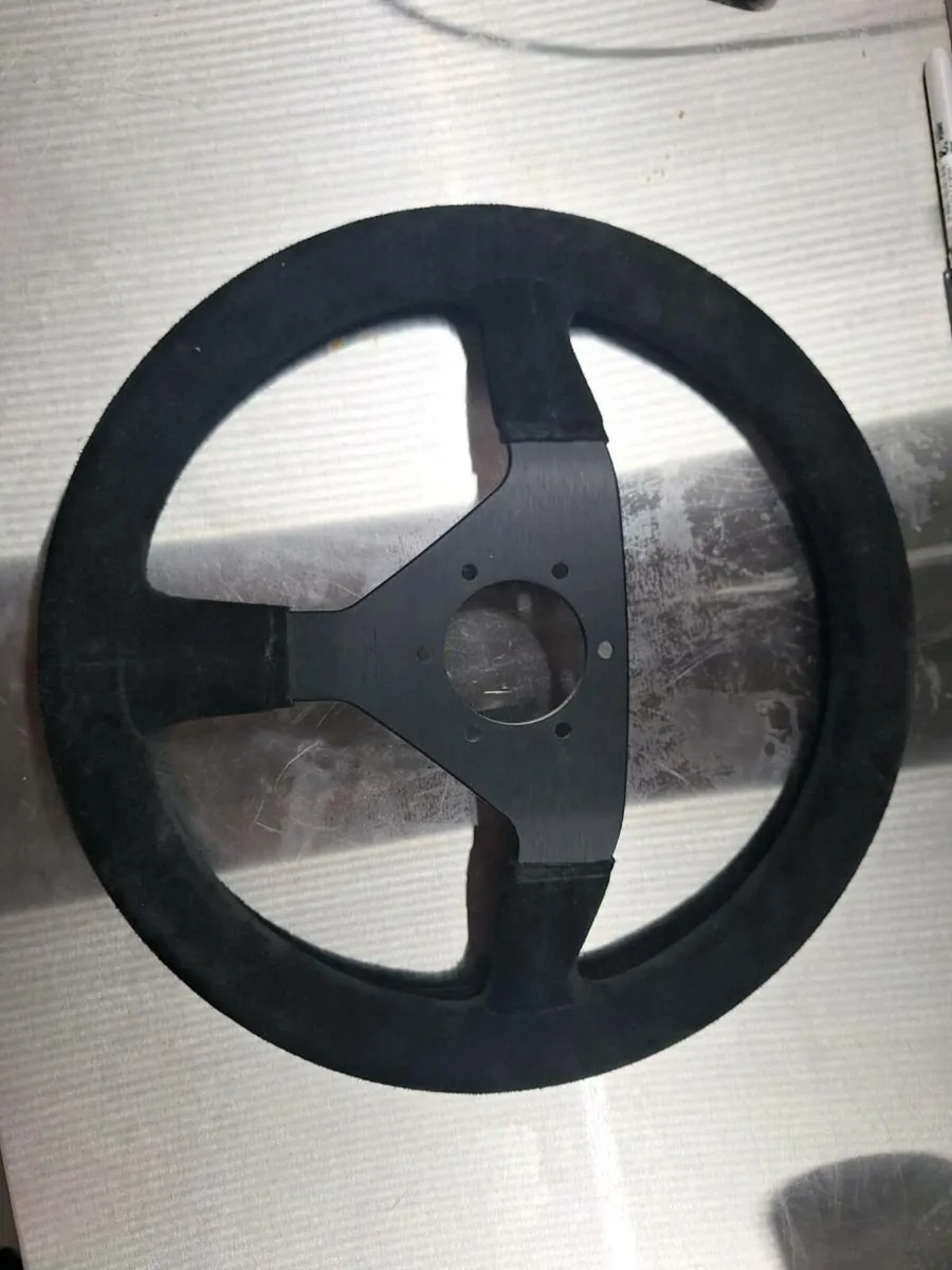 MOMO steering wheel - Image 2