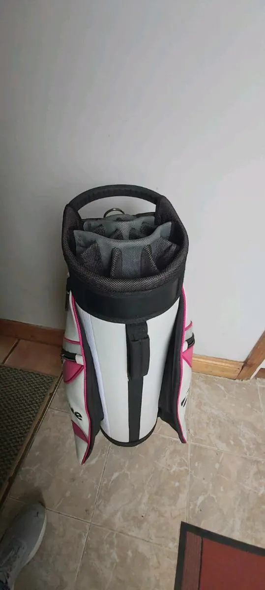 Ladies golf bag. - Image 3