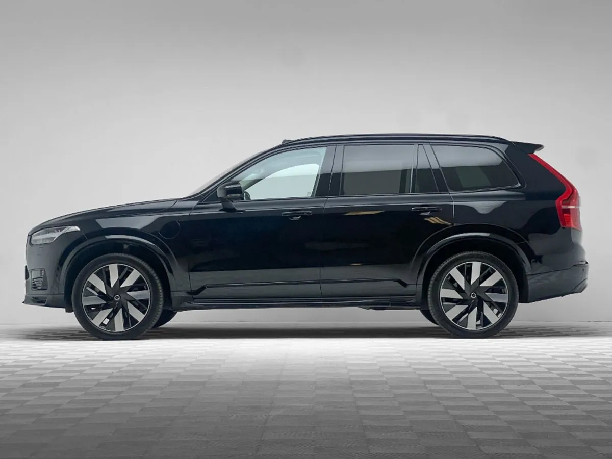 Volvo XC90 Ultimate T8 Recharge AWD - Image 4
