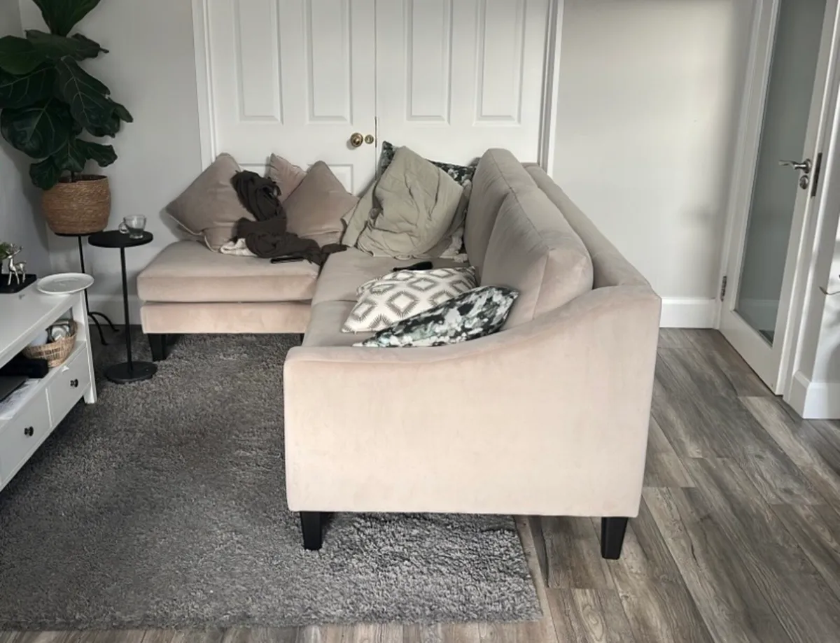 Ikea high pile grey rug - Image 2