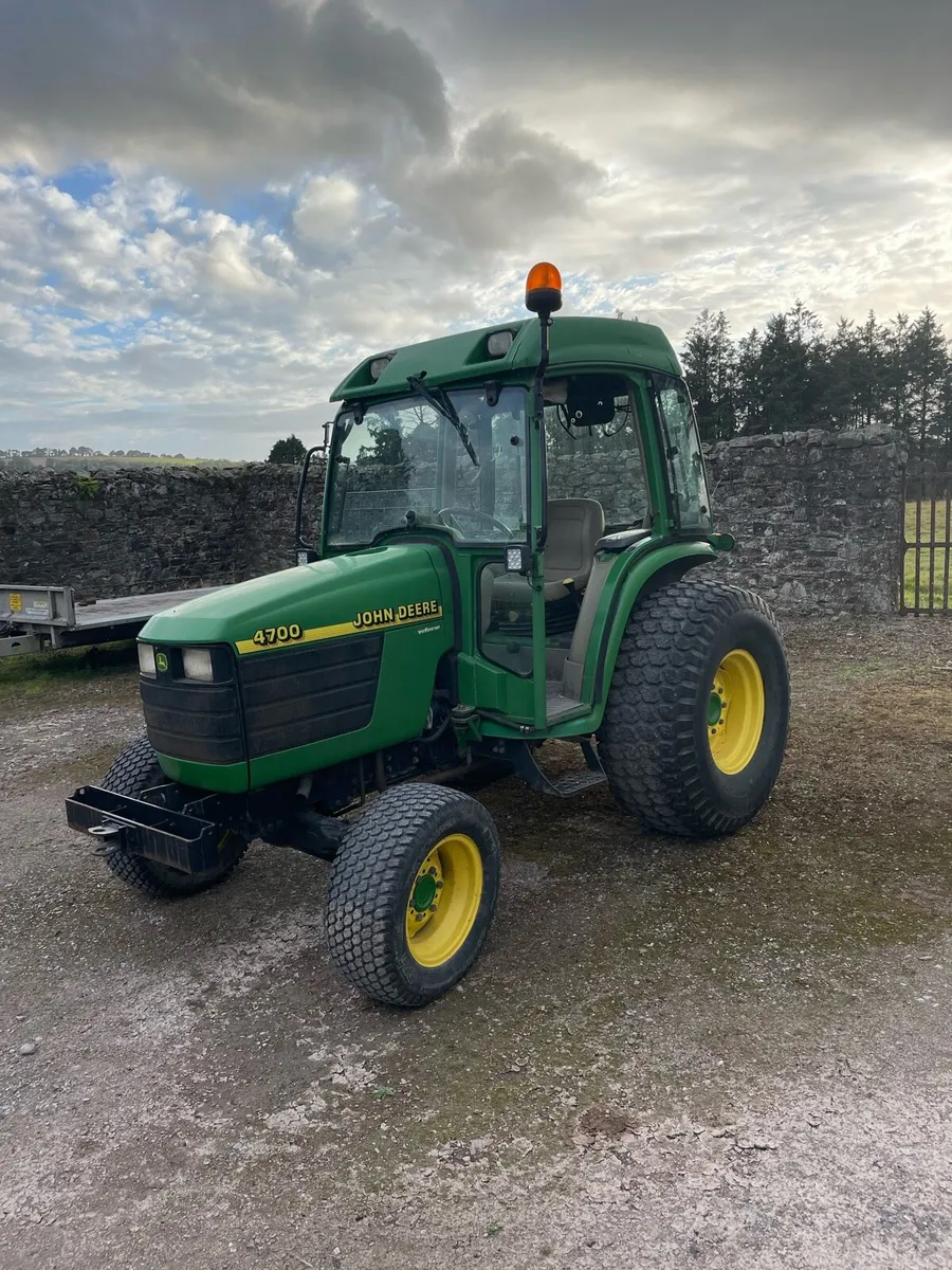 John Deere 4700 - Image 3
