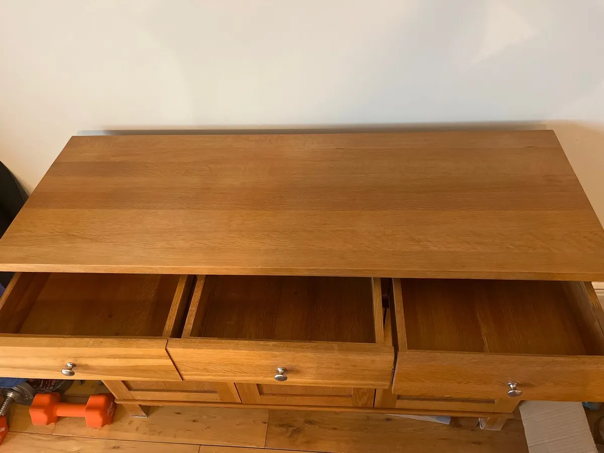 Oak sideboard - Image 3