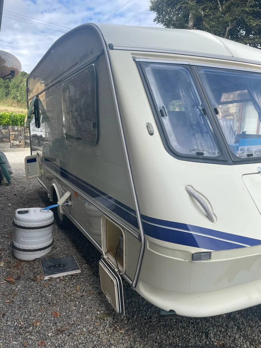 5 berth caravan - Image 4