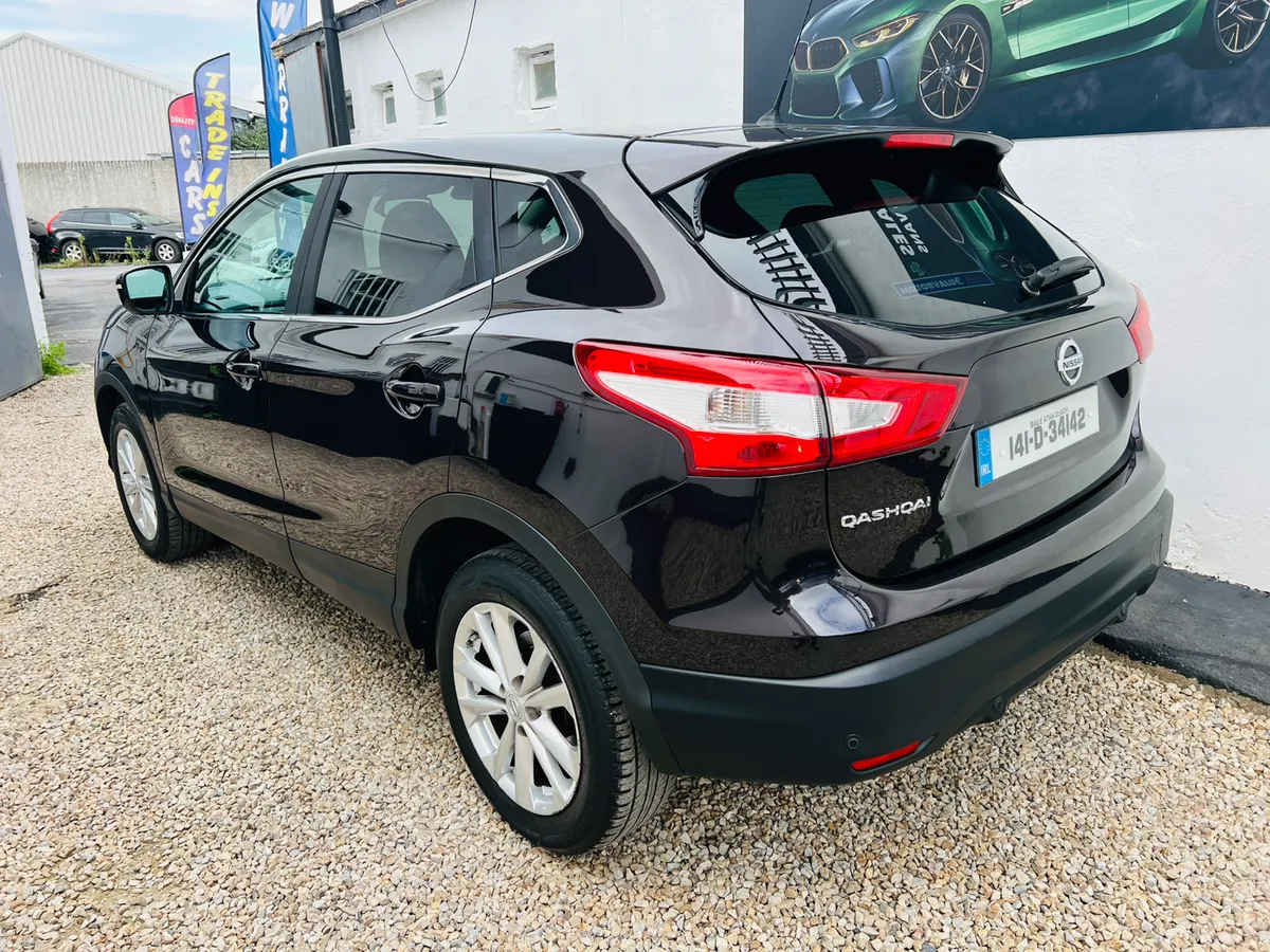 2014 Nissan Qashqai 1.2 Acenta Premium - Image 3