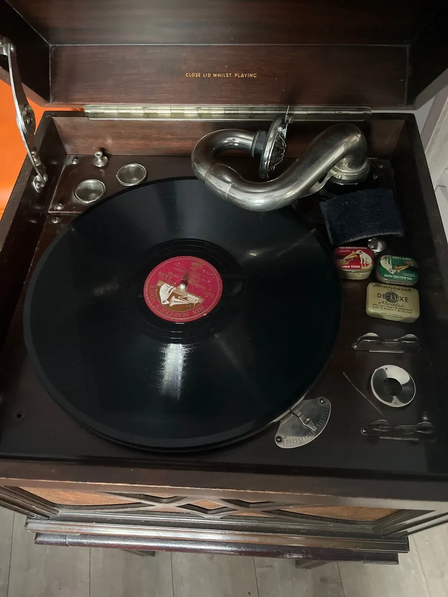 Gramophone - Image 2