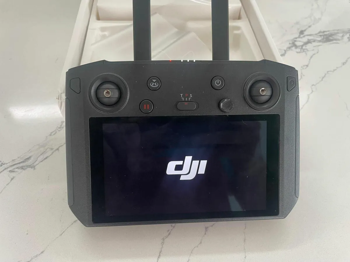 DJI smart controller 16gb - Image 3