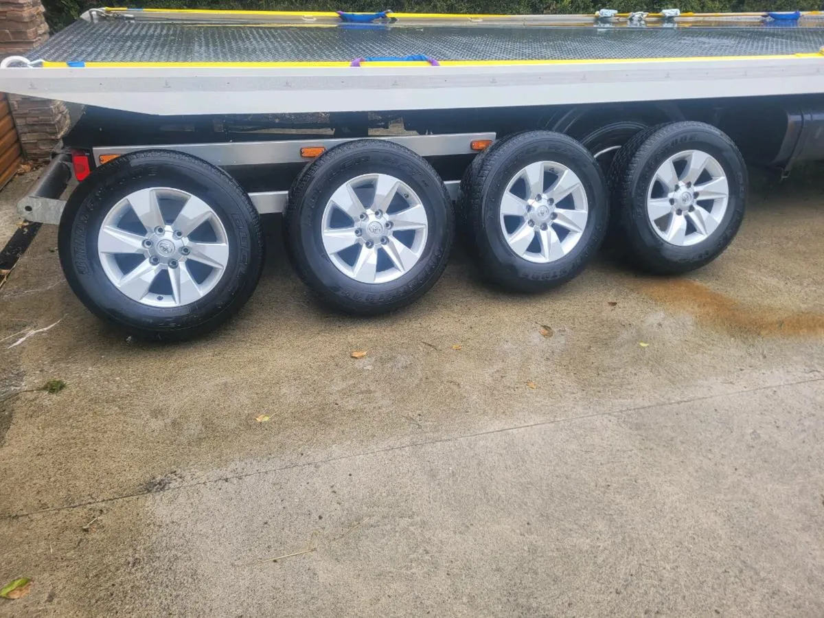 wheels Toyota landcruiser 2024 as new - Image 1