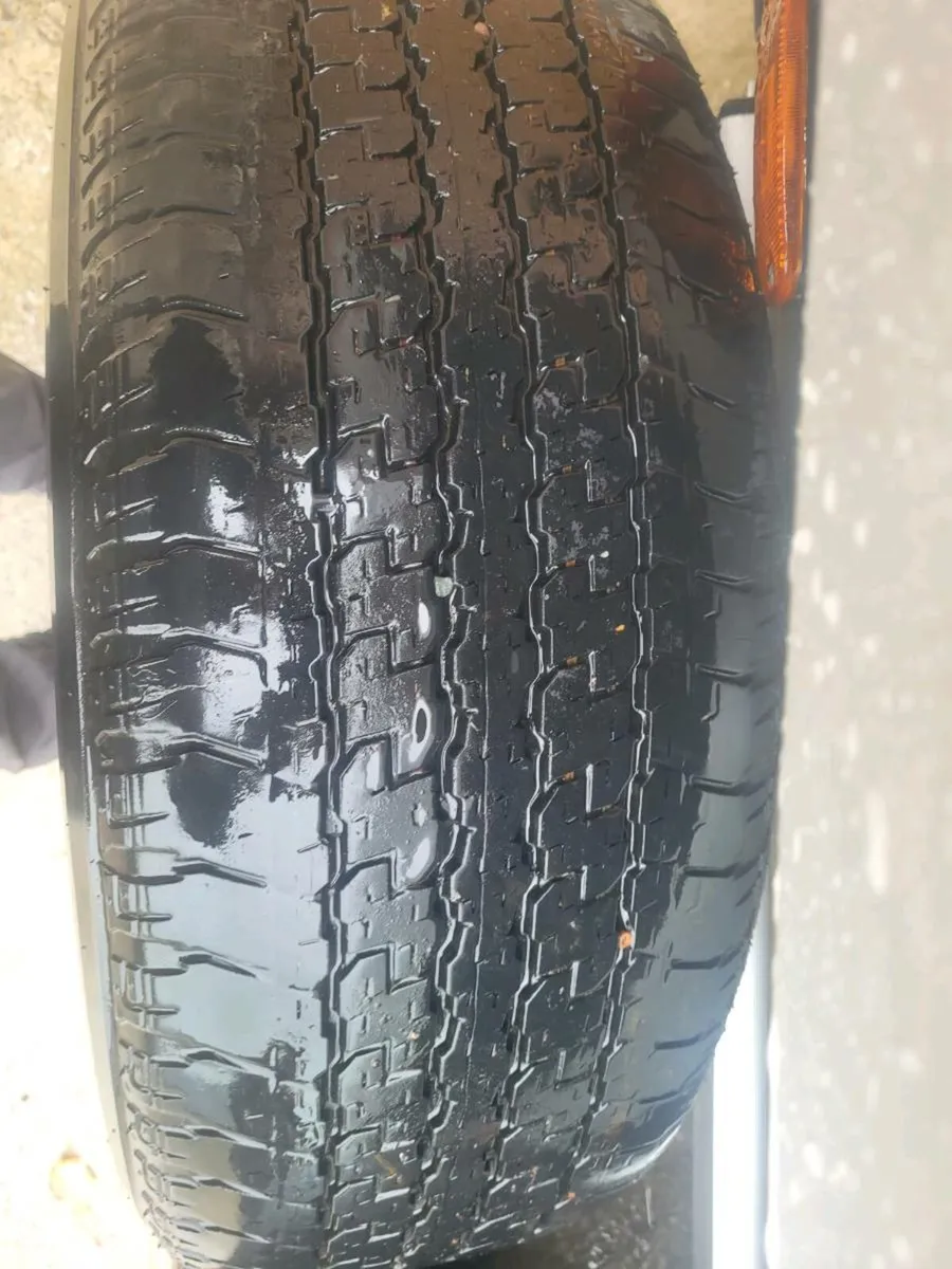 wheels Toyota landcruiser 2024 as new - Image 2