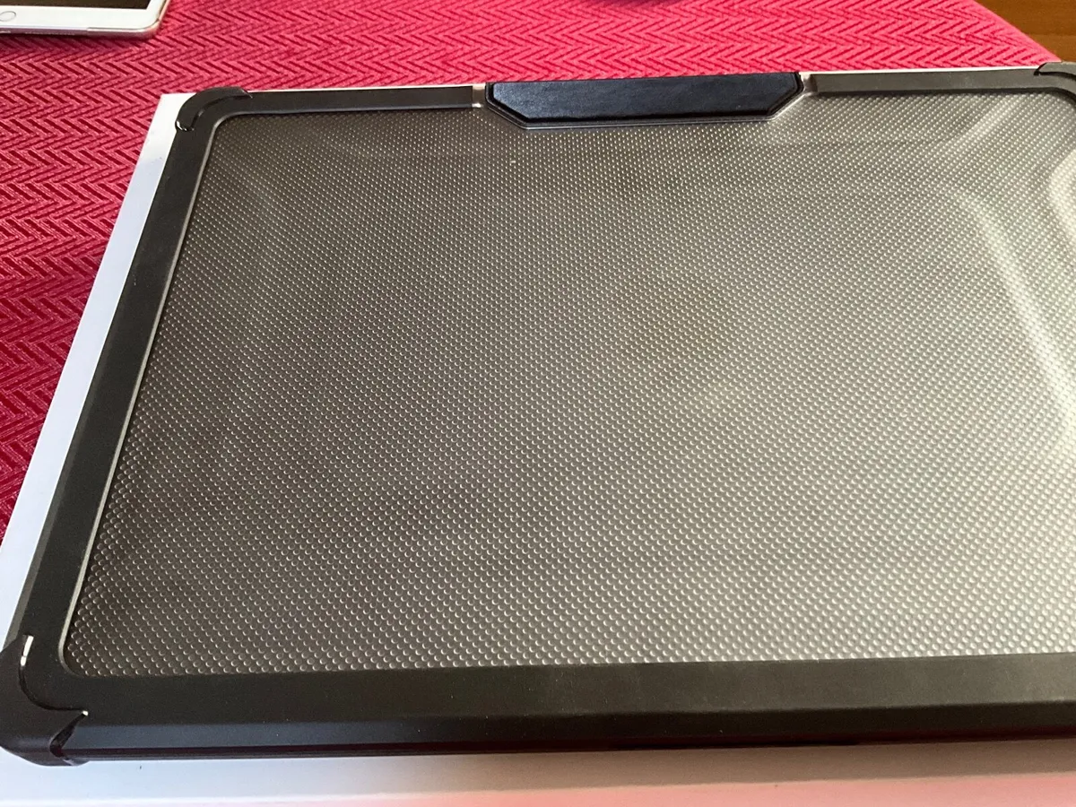 Mac Book Air 15 inch M3 2024 - Image 3