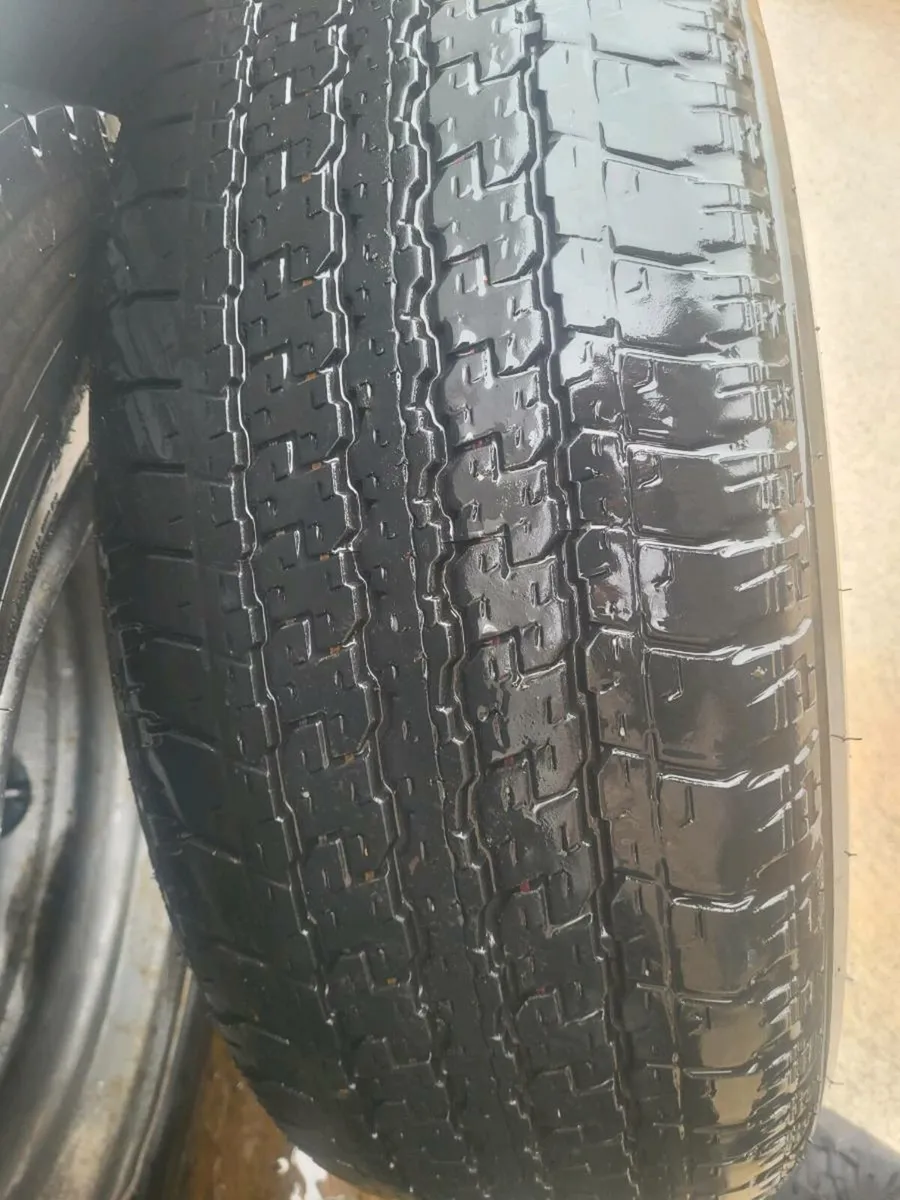 wheels Toyota landcruiser 2024 as new - Image 4