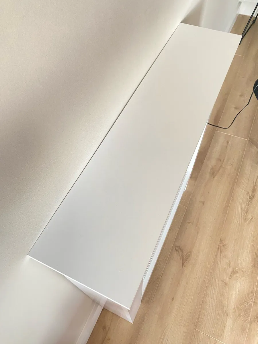 White Radiator Cover - Image 2