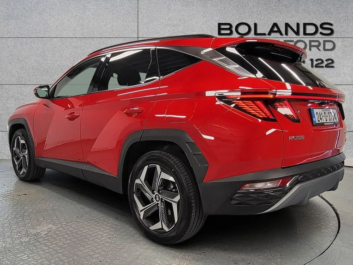 Hyundai Tucson 4WD Executive Plus Phev Auto Finan - Image 4