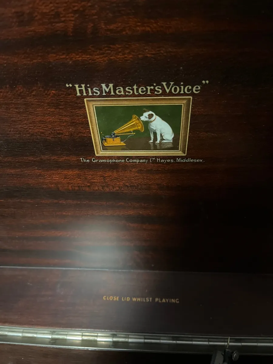 Gramophone - Image 3