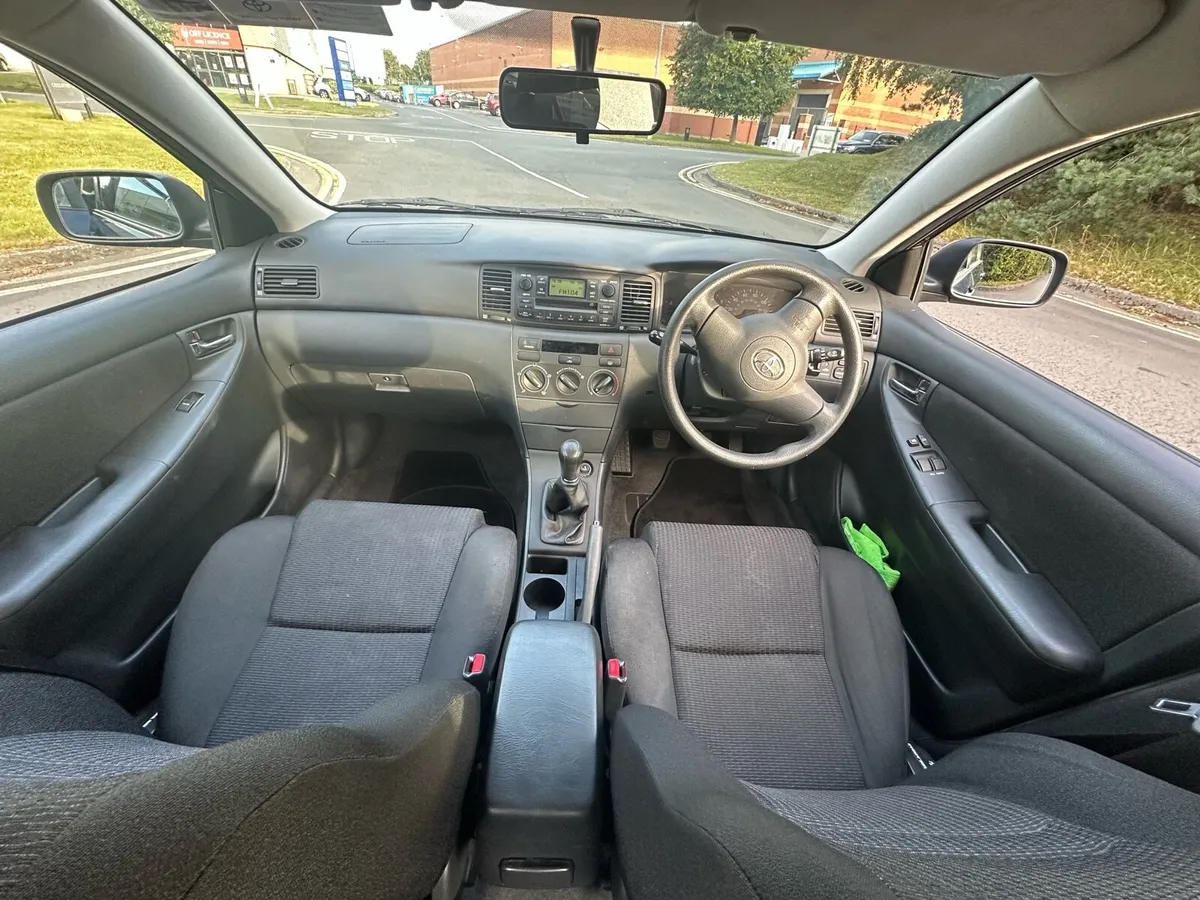 Toyota Corolla *38,000 miles, NCT 11/26* - Image 4