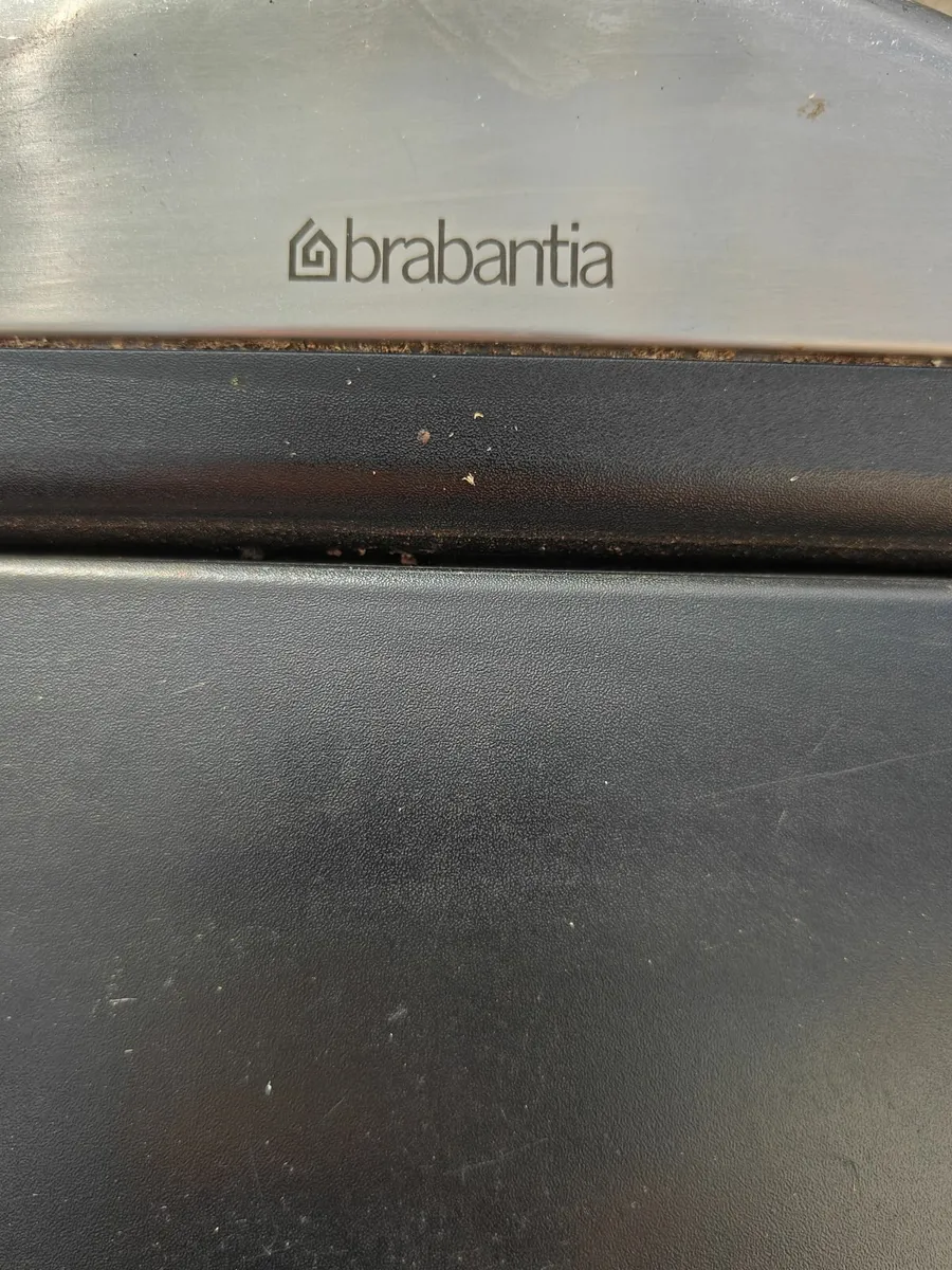 Bin - Image 1