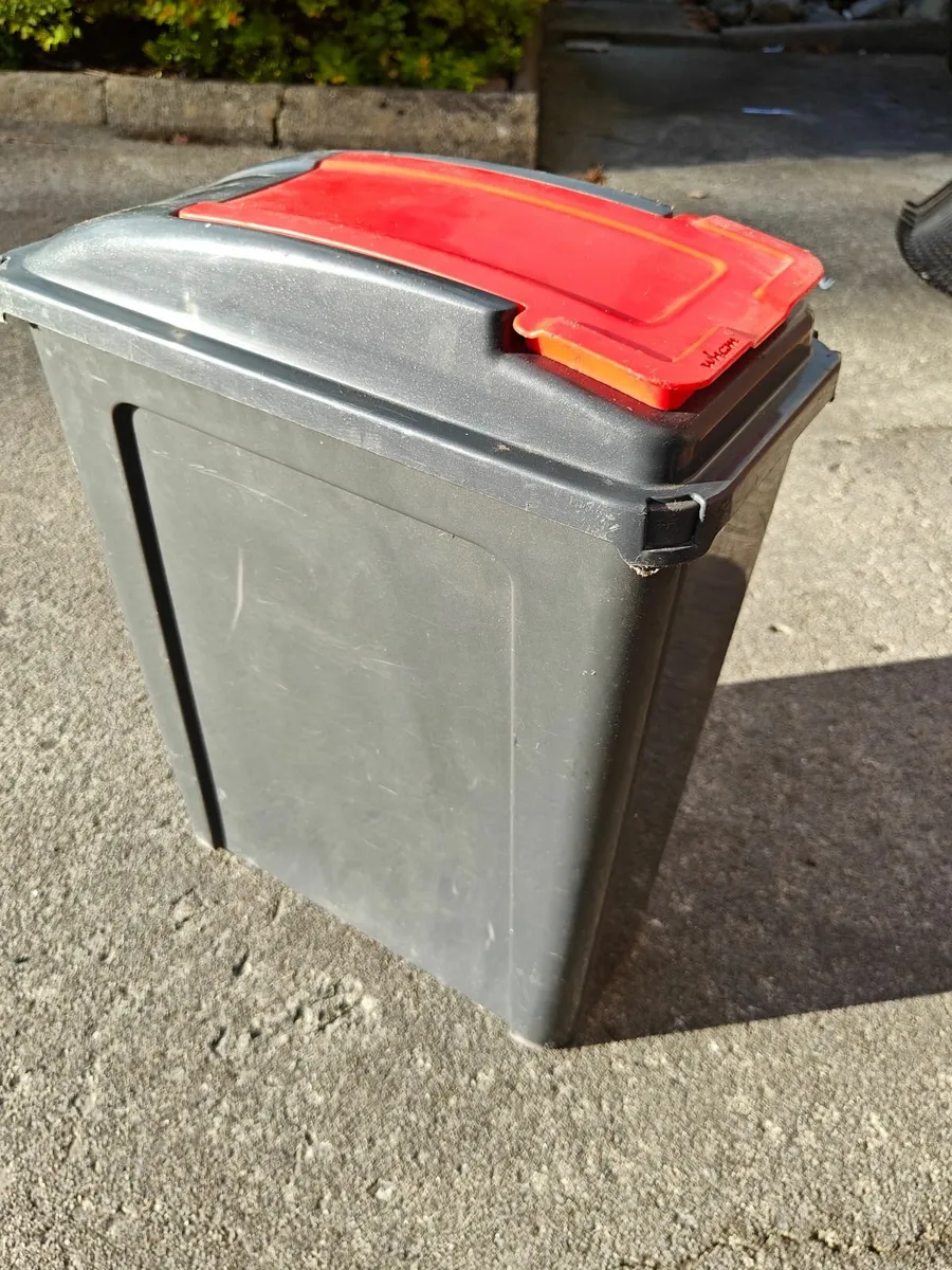 Bin - Image 4