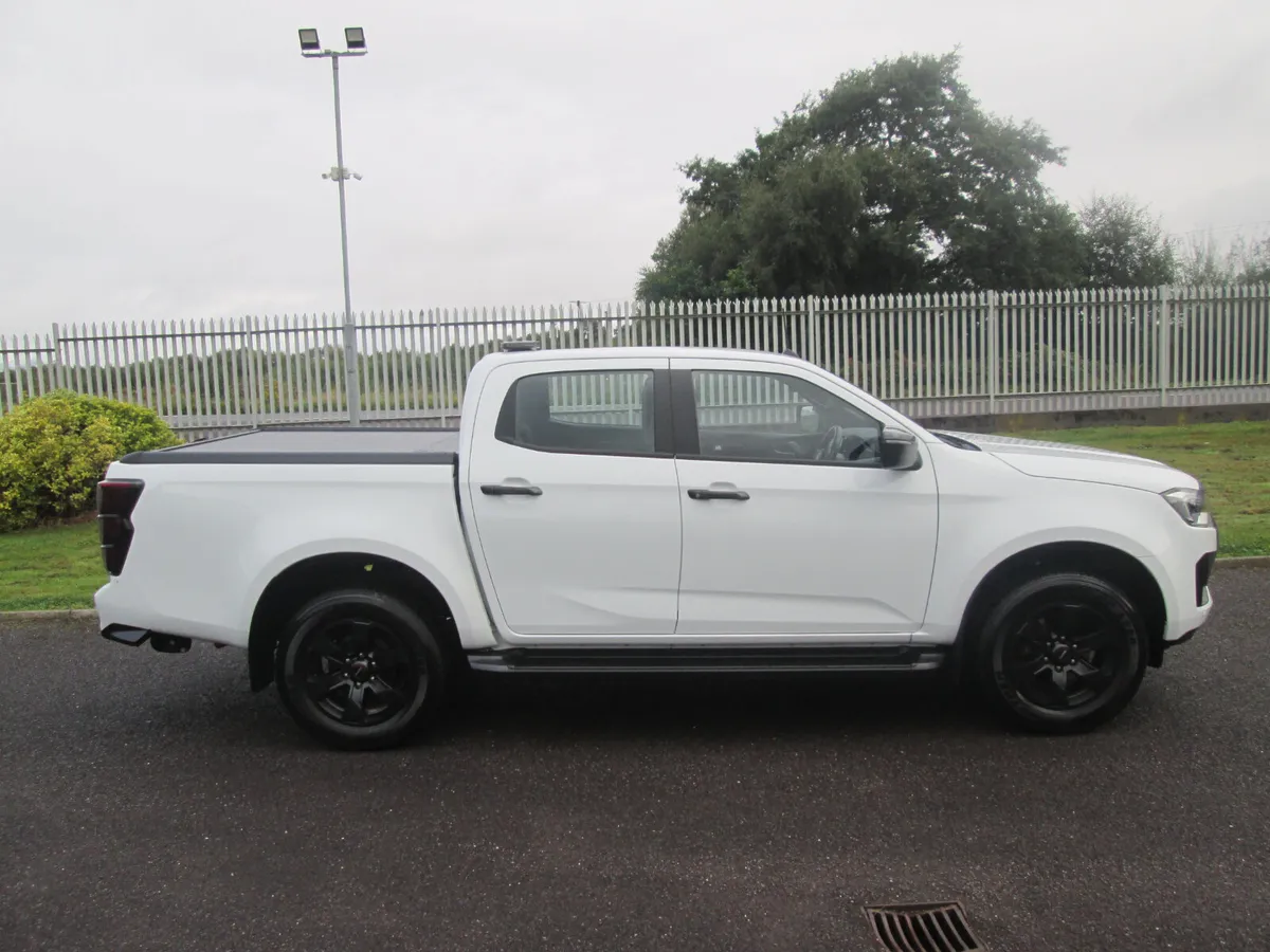 2024 Isuzu D-Max Crew Cab 4 WD Cvrt Tested - Image 3