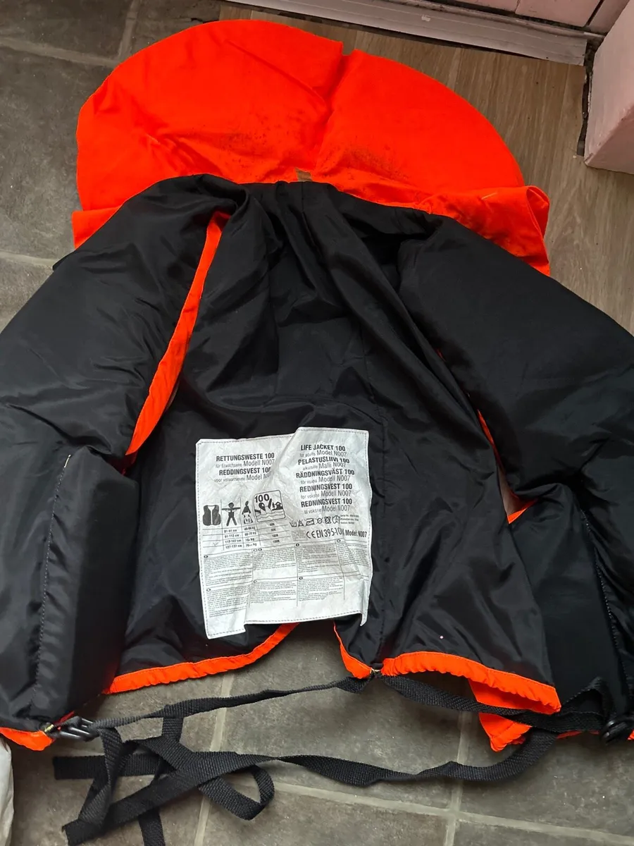 Life jacket Rettungswete 100 1 adult 2 child - Image 2