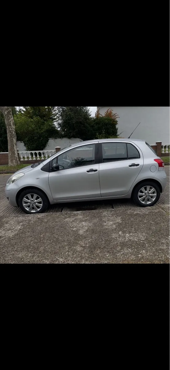 Toyota Yaris Sport *81,000km NCT 10/26* - Image 1