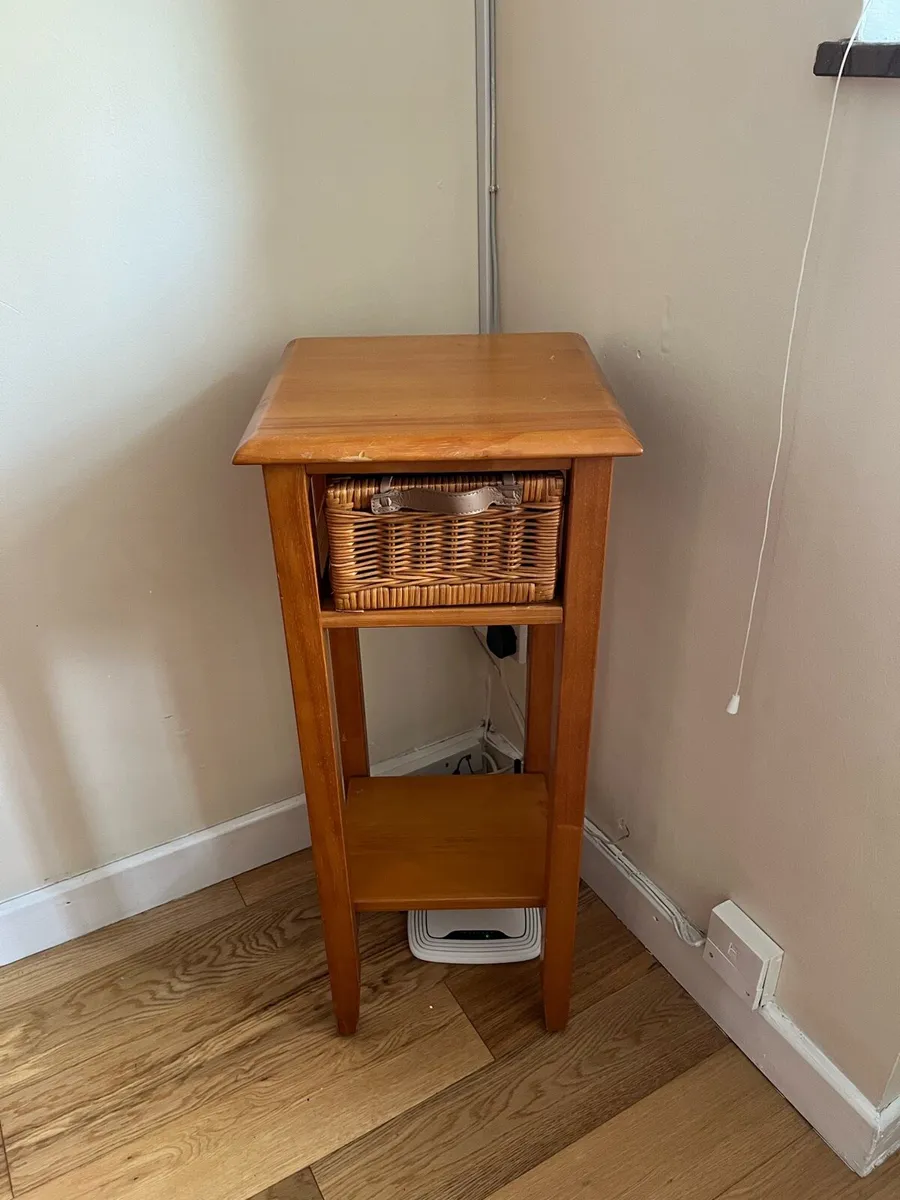 Side board and lamp tables - Image 3