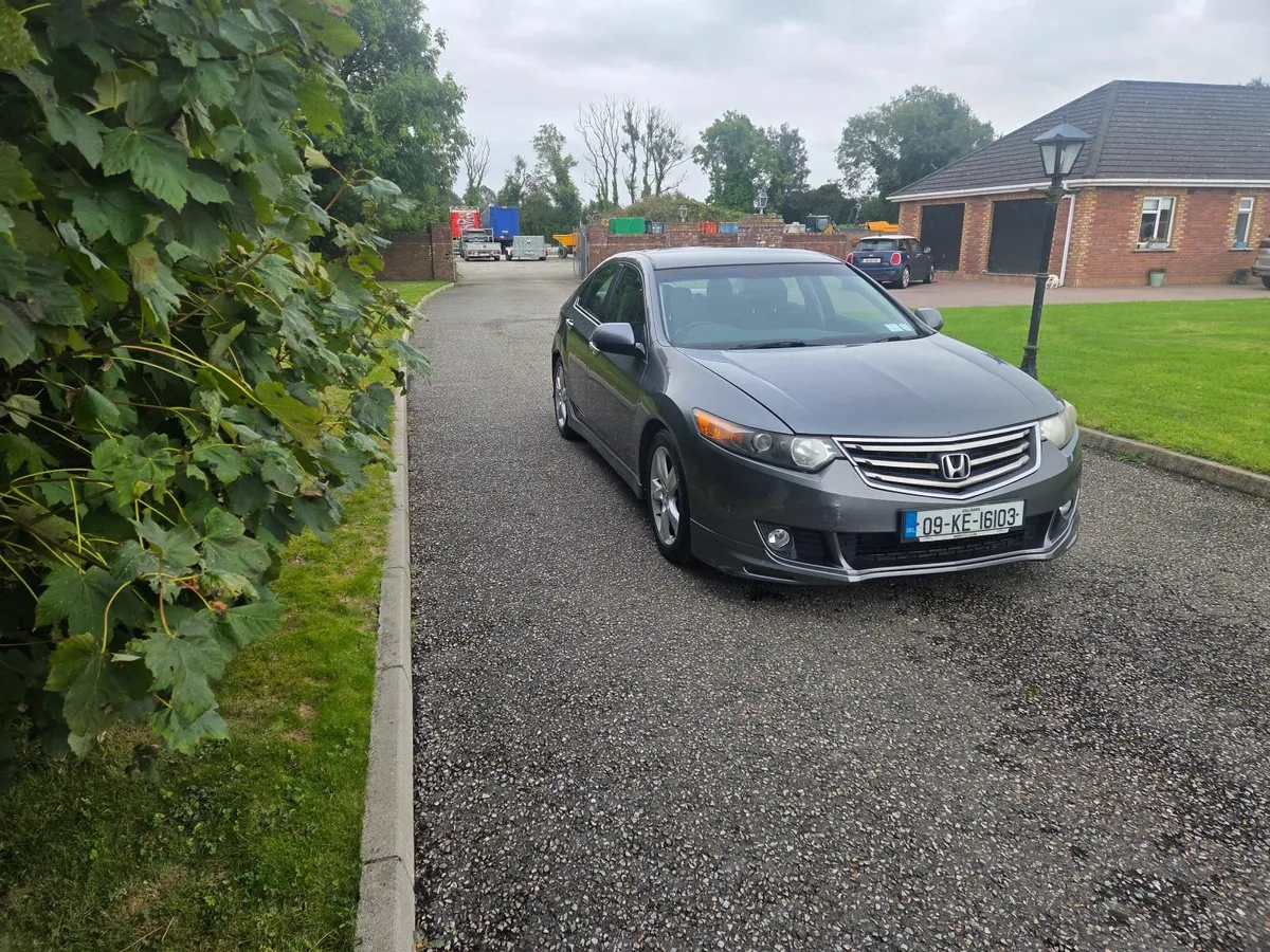 Honda Accord 2009 - Image 4