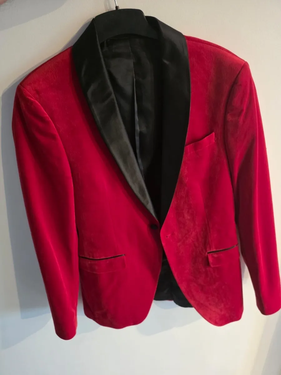Red blazer - Image 1