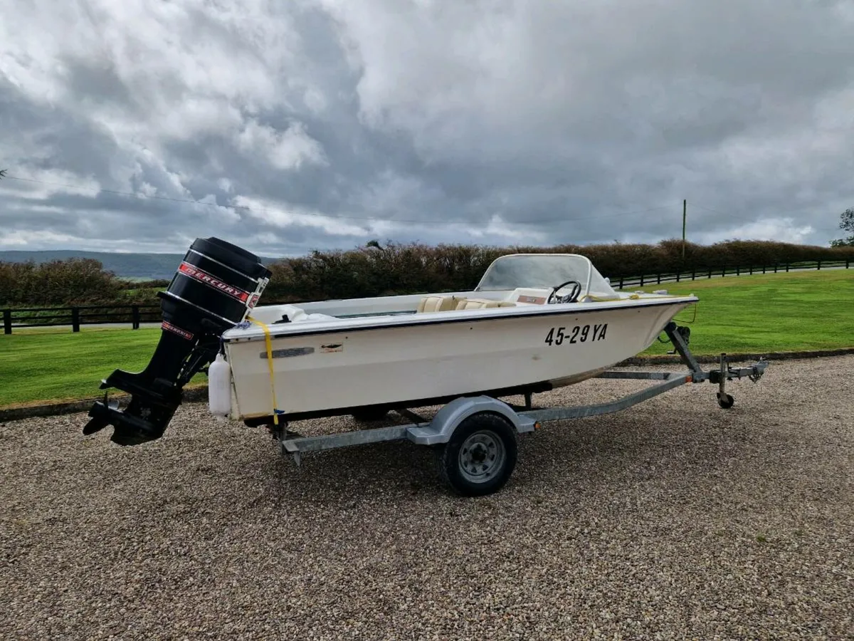 1968 searay speed boat - Image 1