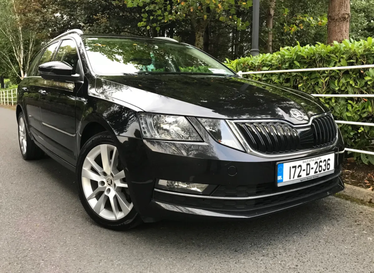 Skoda Octavia Estate STYLE 1.6TDI New Model - Image 2