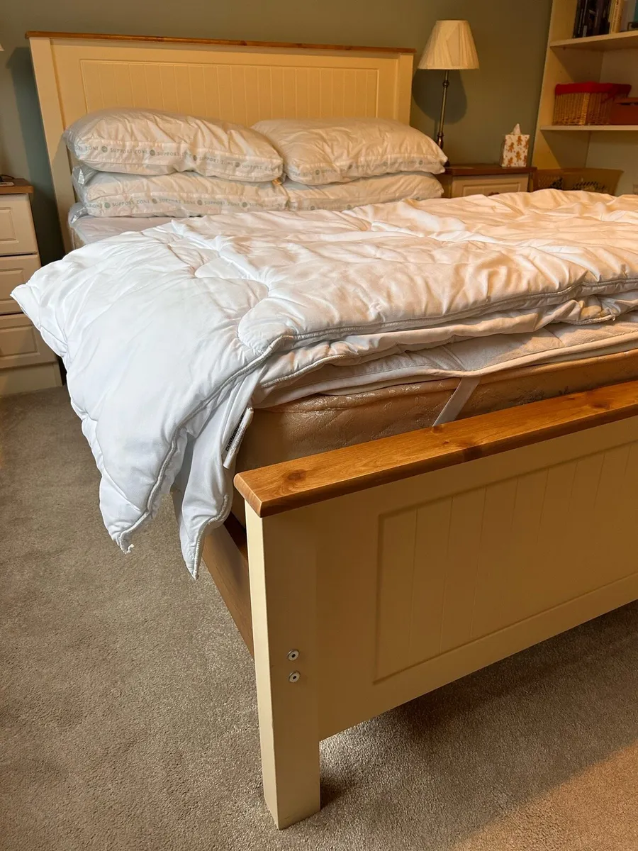 Timber frame bed with base and mattress - Image 2