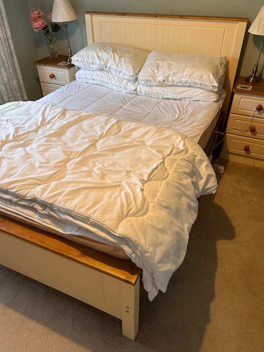 Timber frame bed with base and mattress - Image 3