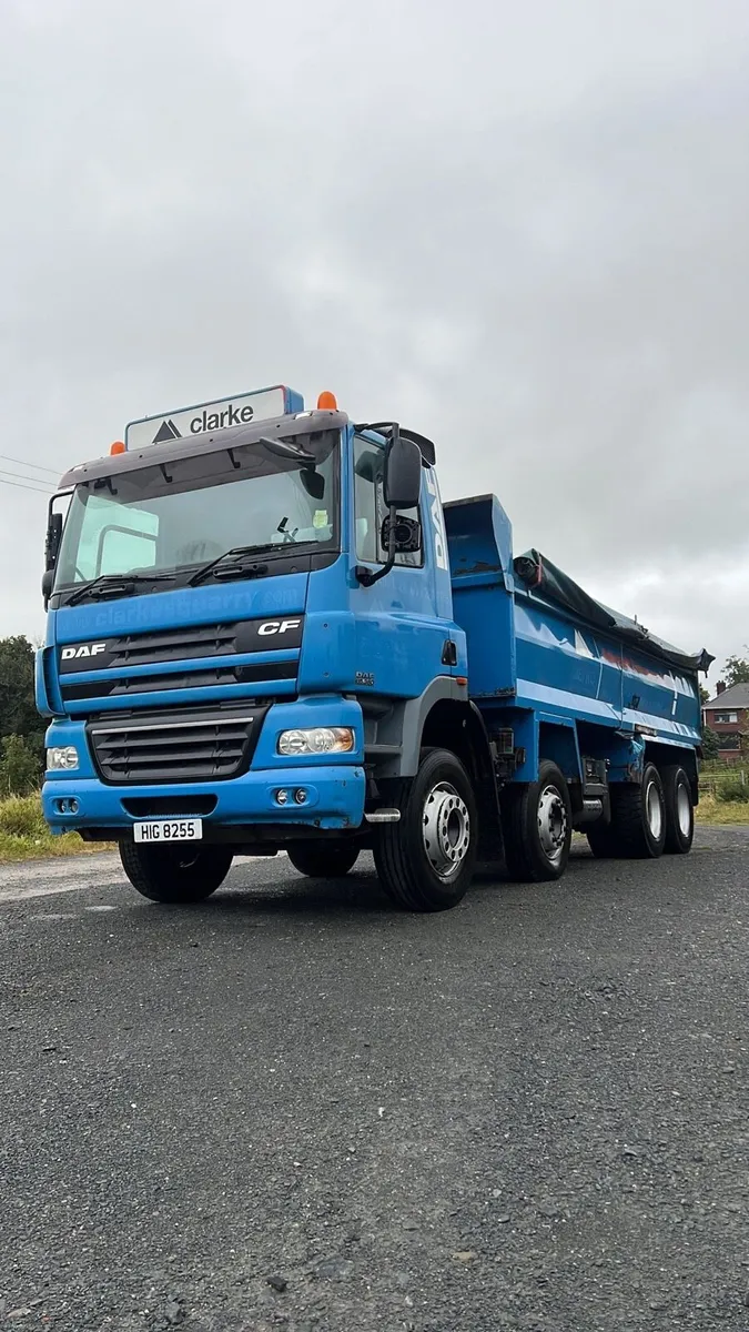 2009 DAF 85 360 8x4 Manual - Image 1