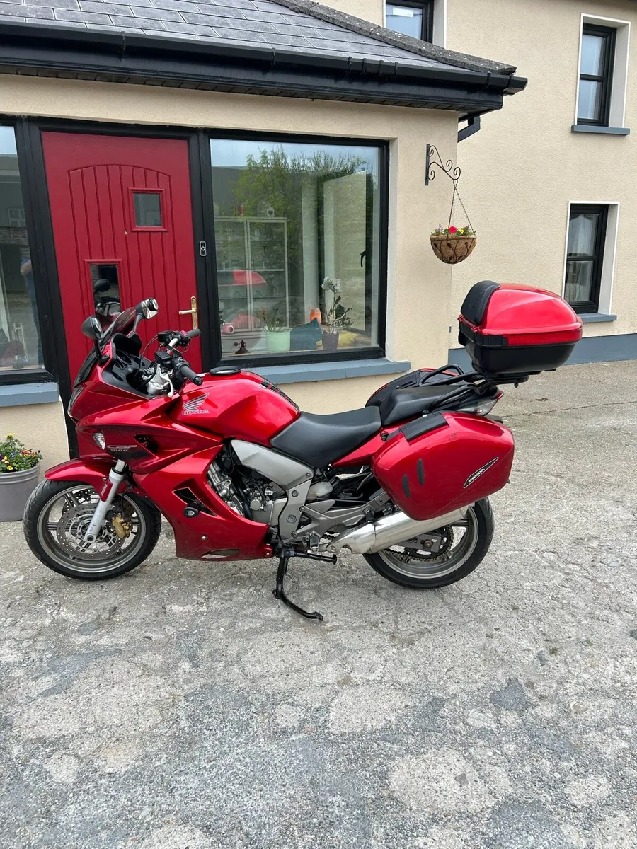 HONDA CBF 1000 - Image 1