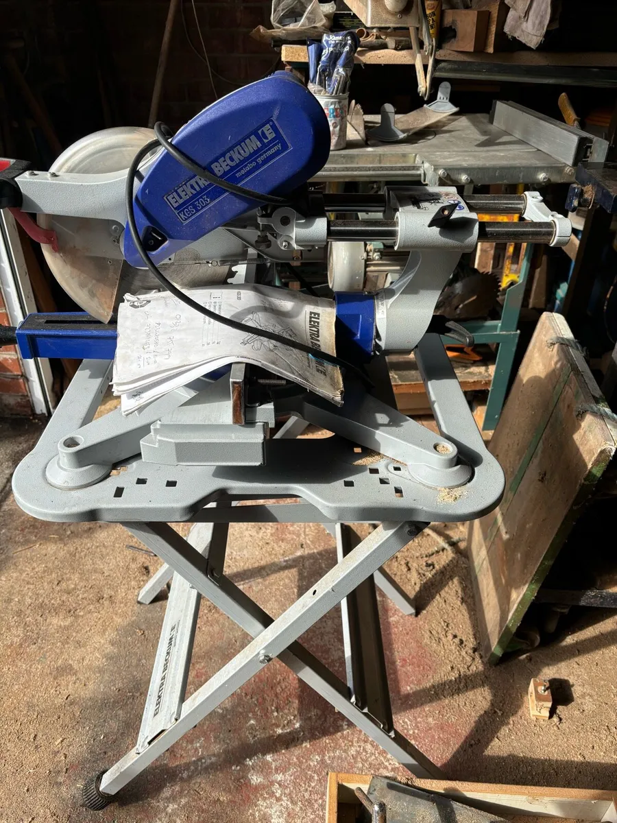 Electra Beckum mitre saw with stand - Image 1