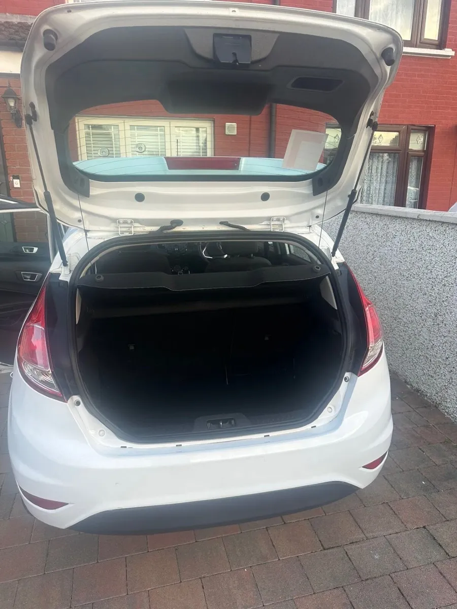 Ford Fiesta 2014 - Image 4