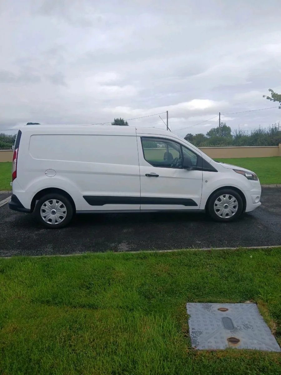 Ford transit connect 2017 doe taxed lwb!! - Image 2