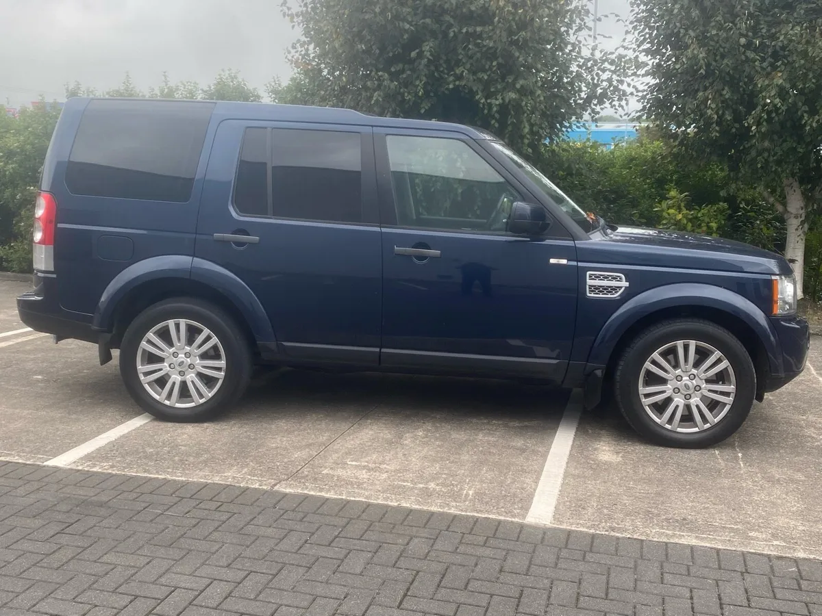 2013 Discovery 4, V6 3.0L, 5 Seat, €333 Tax - Image 3